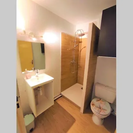 彡 Studio Cabine A 5 Min De La + Parking 彡 *